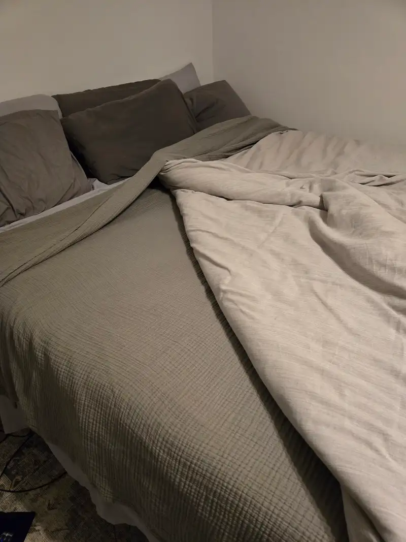 Customer image of Organic Airy Gauze Throw