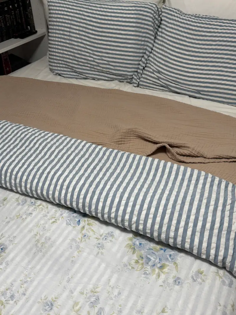 Customer image of Organic Airy Gauze Throw
