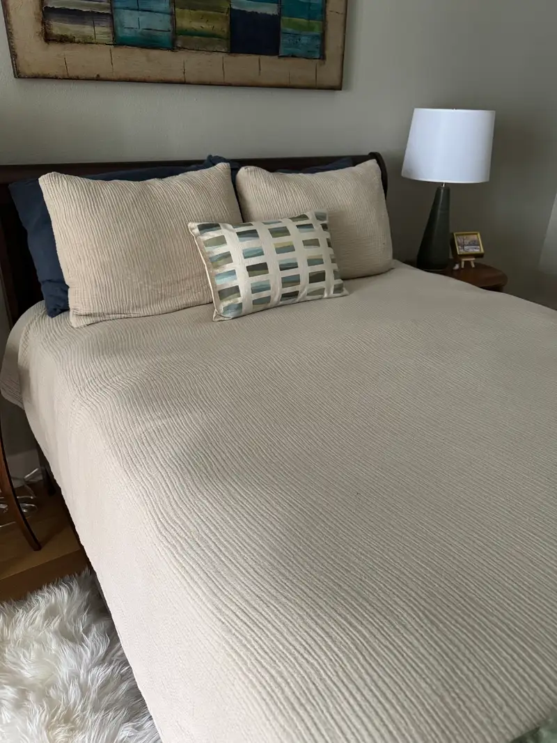 Customer image of Organic Airy Gauze Throw