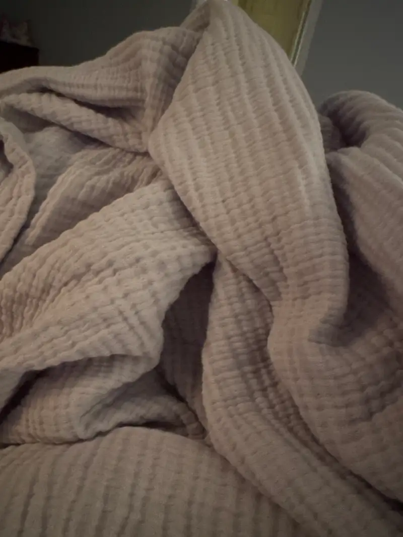 Customer image of Organic Airy Gauze Throw