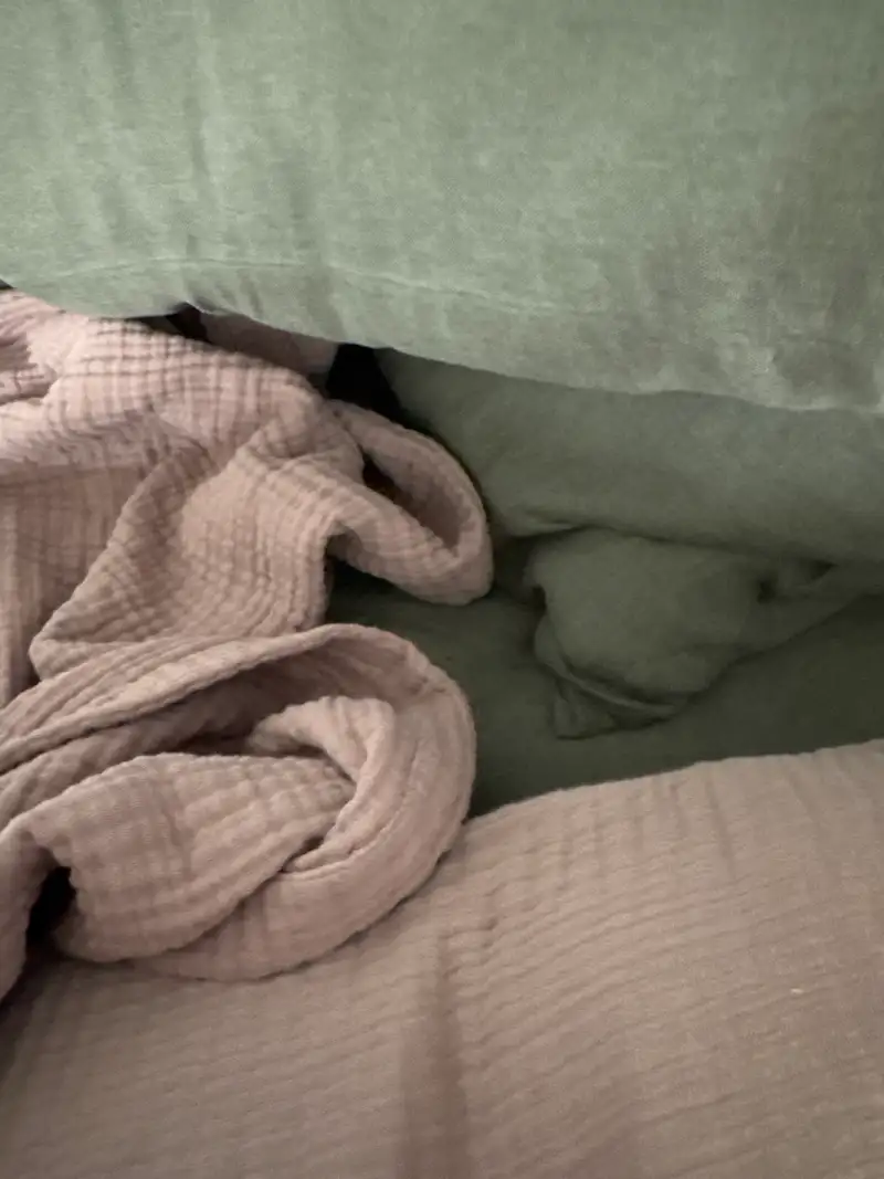 Customer image of Organic Airy Gauze Throw