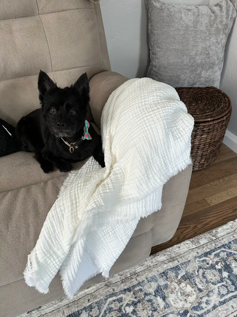 Customer image of Organic Airy Gauze Throw