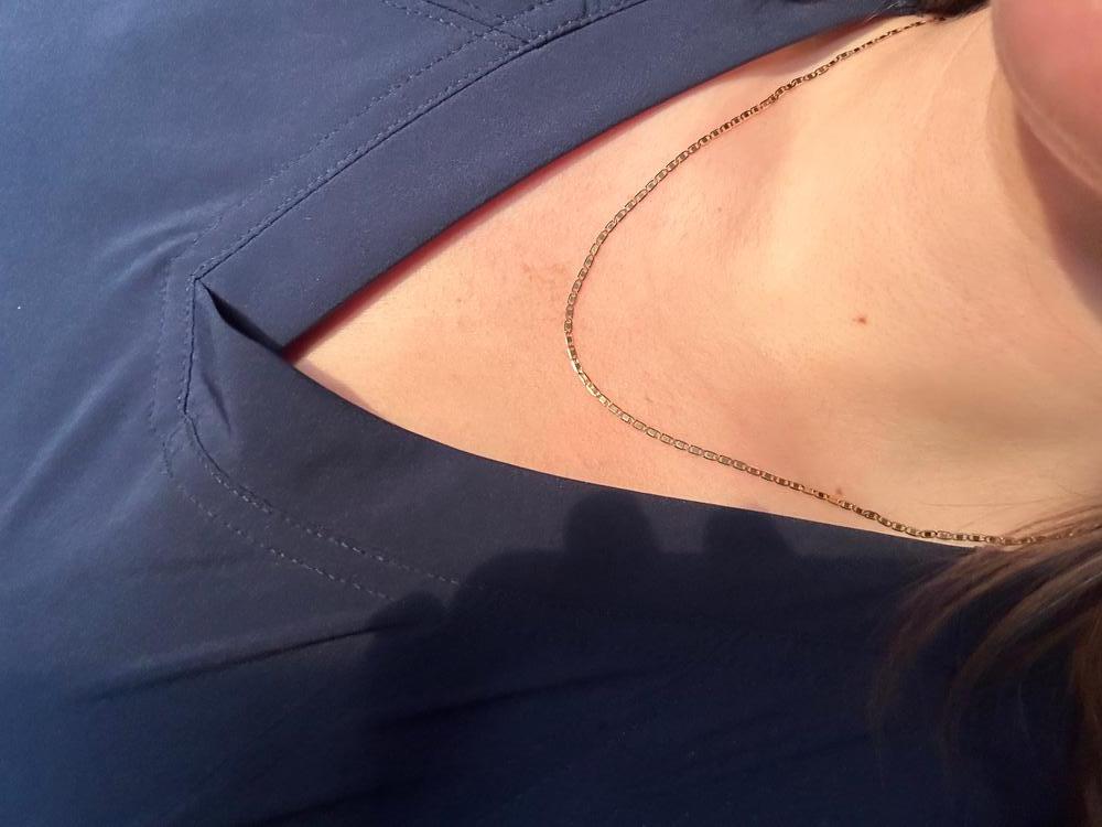 VALENTINO★Cool  l x Enamel x Beads Necklace Newest Luxury Diamond Fashion Clavicle Chain Classic V