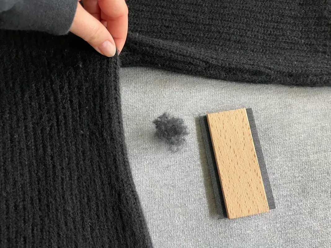 Cashmere Comb
