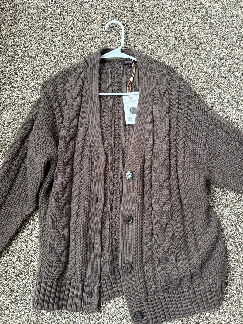 100% Organic Cotton Oversized Cable Cardigan | Quince Canada