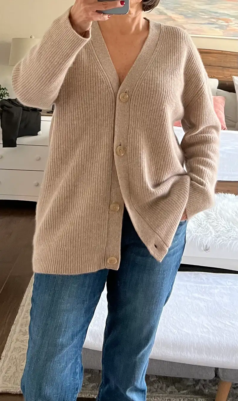 Customer image of Mongolian Spring Cashmere Oversized Boyfriend Cardigan Sweater