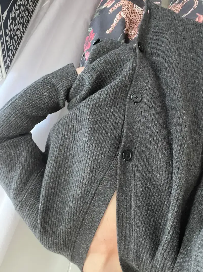 Customer image of Mongolian Spring Cashmere Oversized Boyfriend Cardigan Sweater