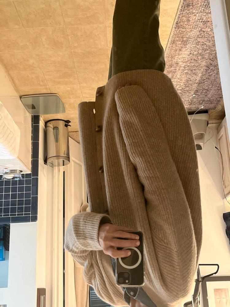 Customer image of Mongolian Spring Cashmere Oversized Boyfriend Cardigan Sweater