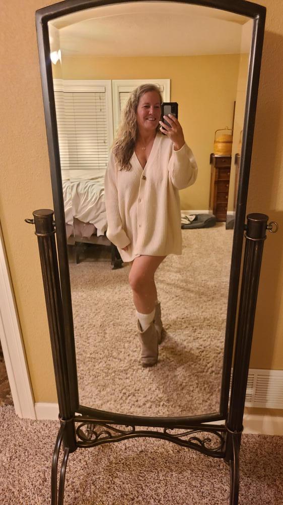 Customer image of Mongolian Spring Cashmere Oversized Boyfriend Cardigan Sweater