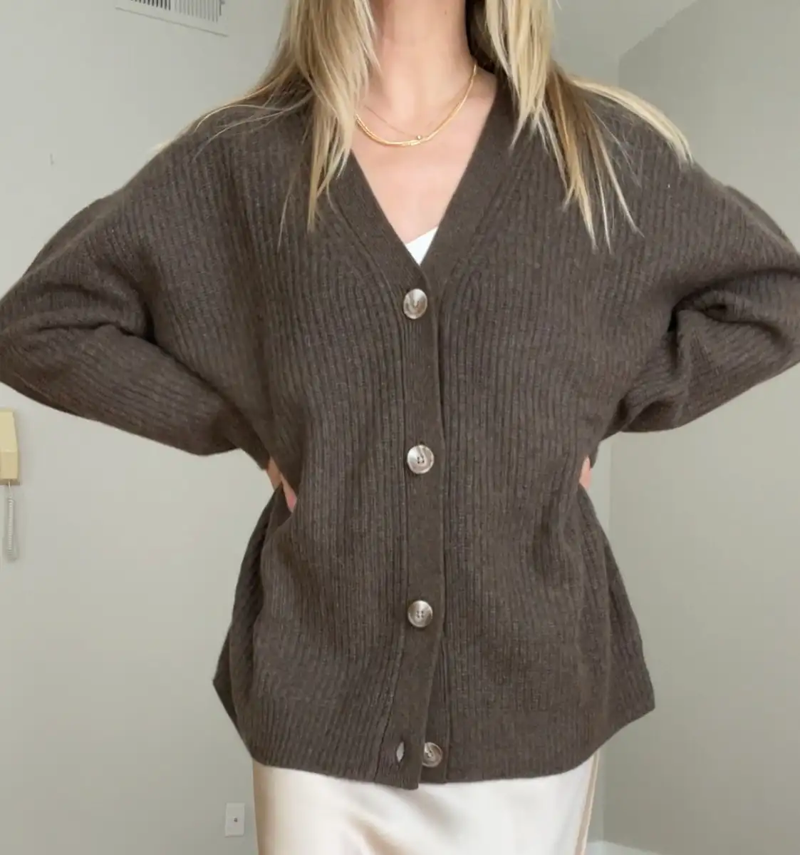 Customer image of Mongolian Spring Cashmere Oversized Boyfriend Cardigan Sweater