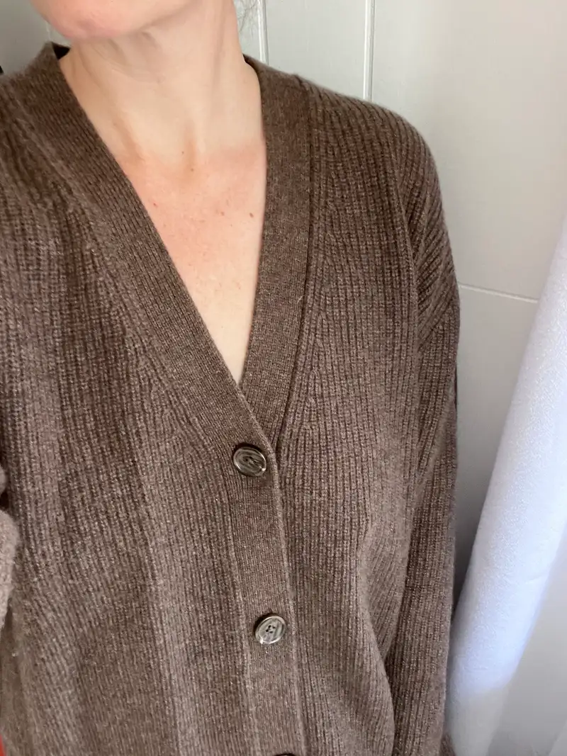Customer image of Mongolian Spring Cashmere Oversized Boyfriend Cardigan Sweater