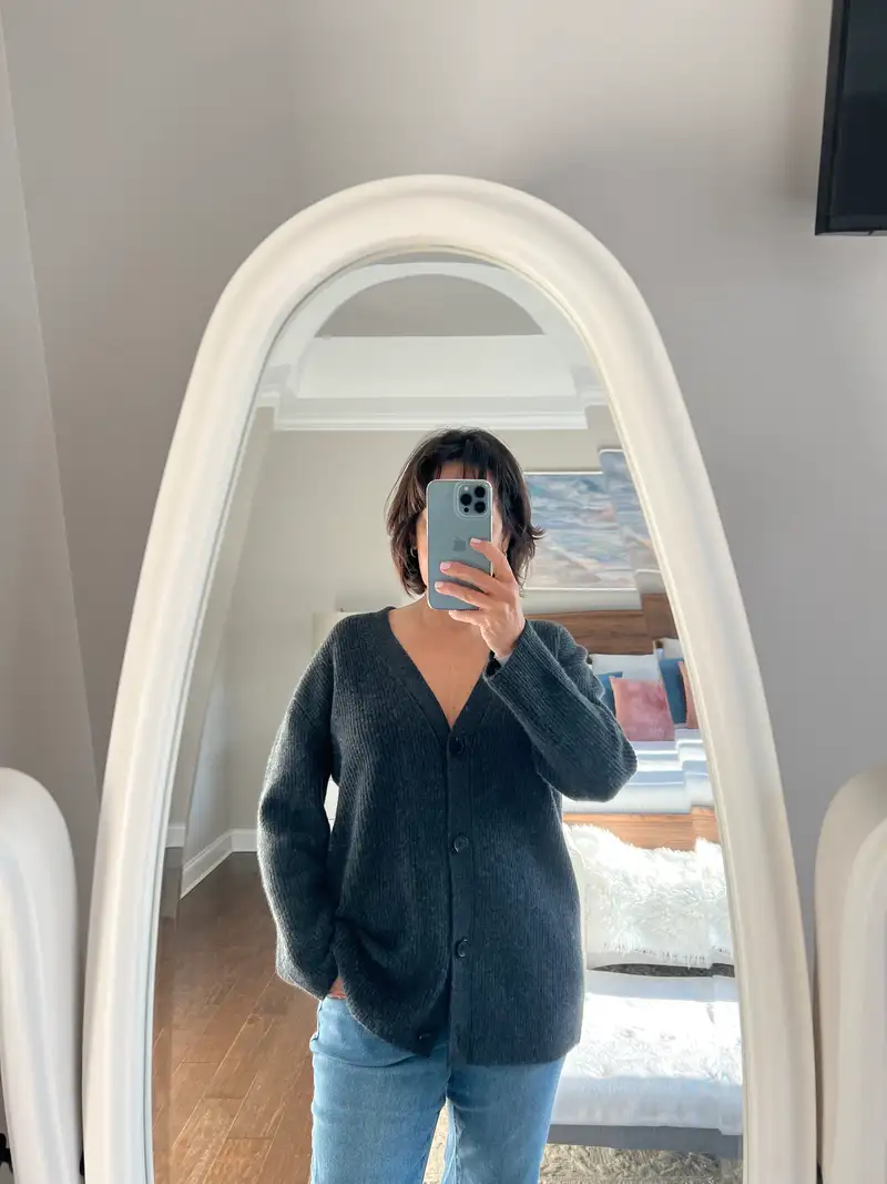 Customer image of Mongolian Spring Cashmere Oversized Boyfriend Cardigan Sweater
