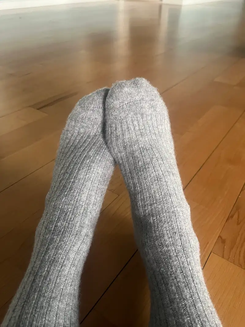 Cashmere Socks | Quince