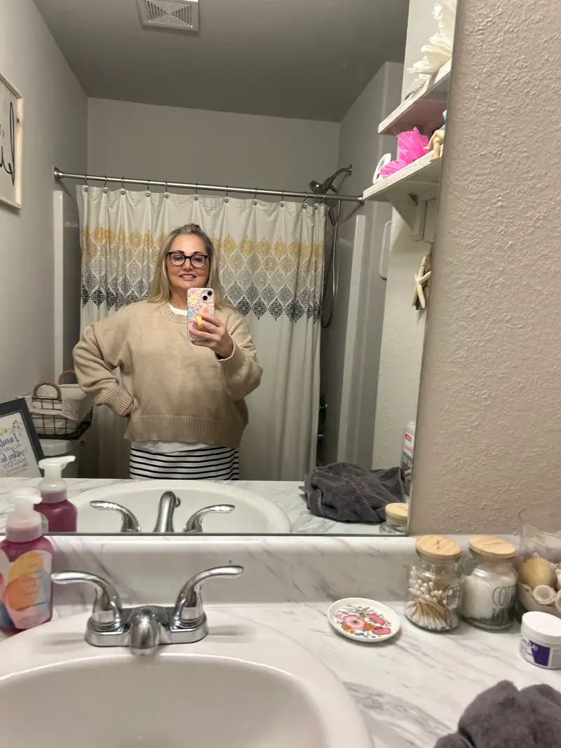 Customer image of 100% Organic Cotton Boyfriend Crew Sweater