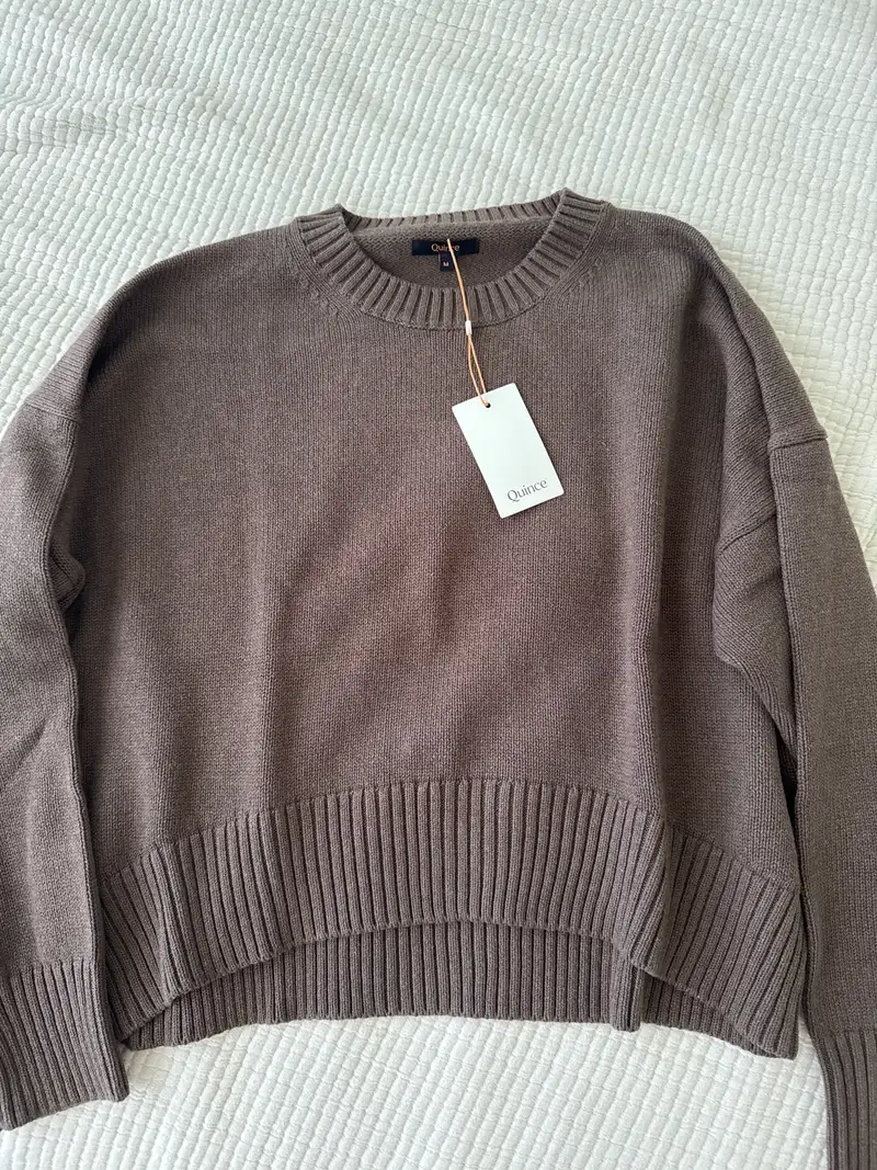 Customer image of 100% Organic Cotton Boyfriend Crew Sweater