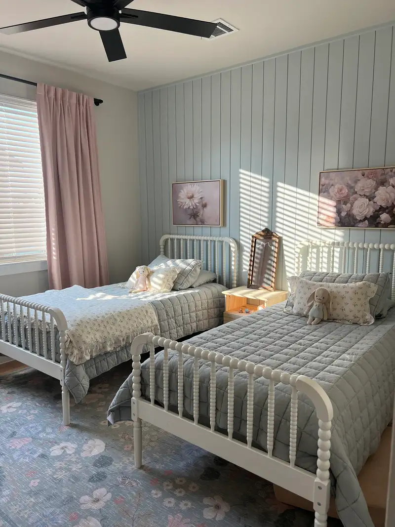 Linen Quilt | Quince