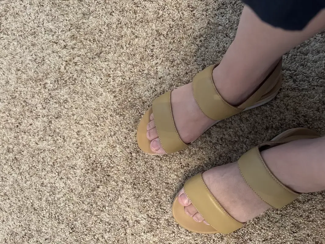 100% Leather Wrap Sandal