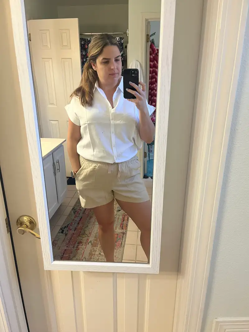 Customer image of 100% European Linen Shorts
