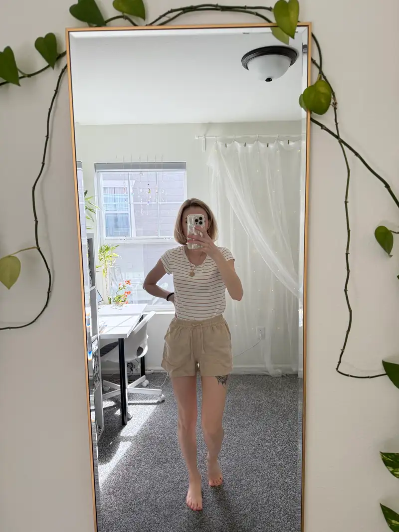 Customer image of 100% European Linen Shorts