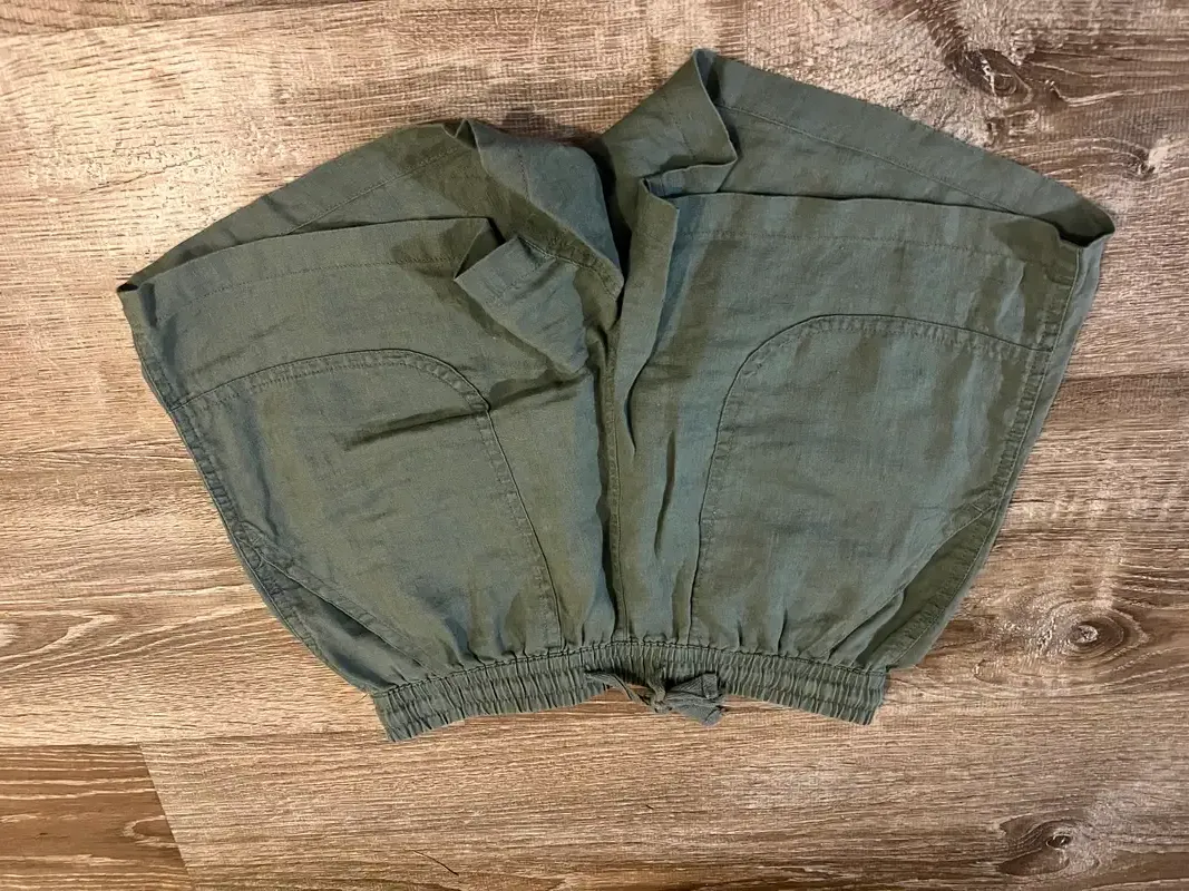 Customer image of 100% European Linen Shorts