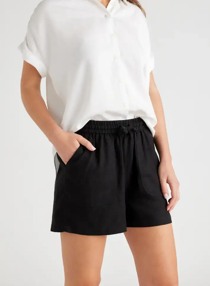 Customer image of 100% European Linen Shorts