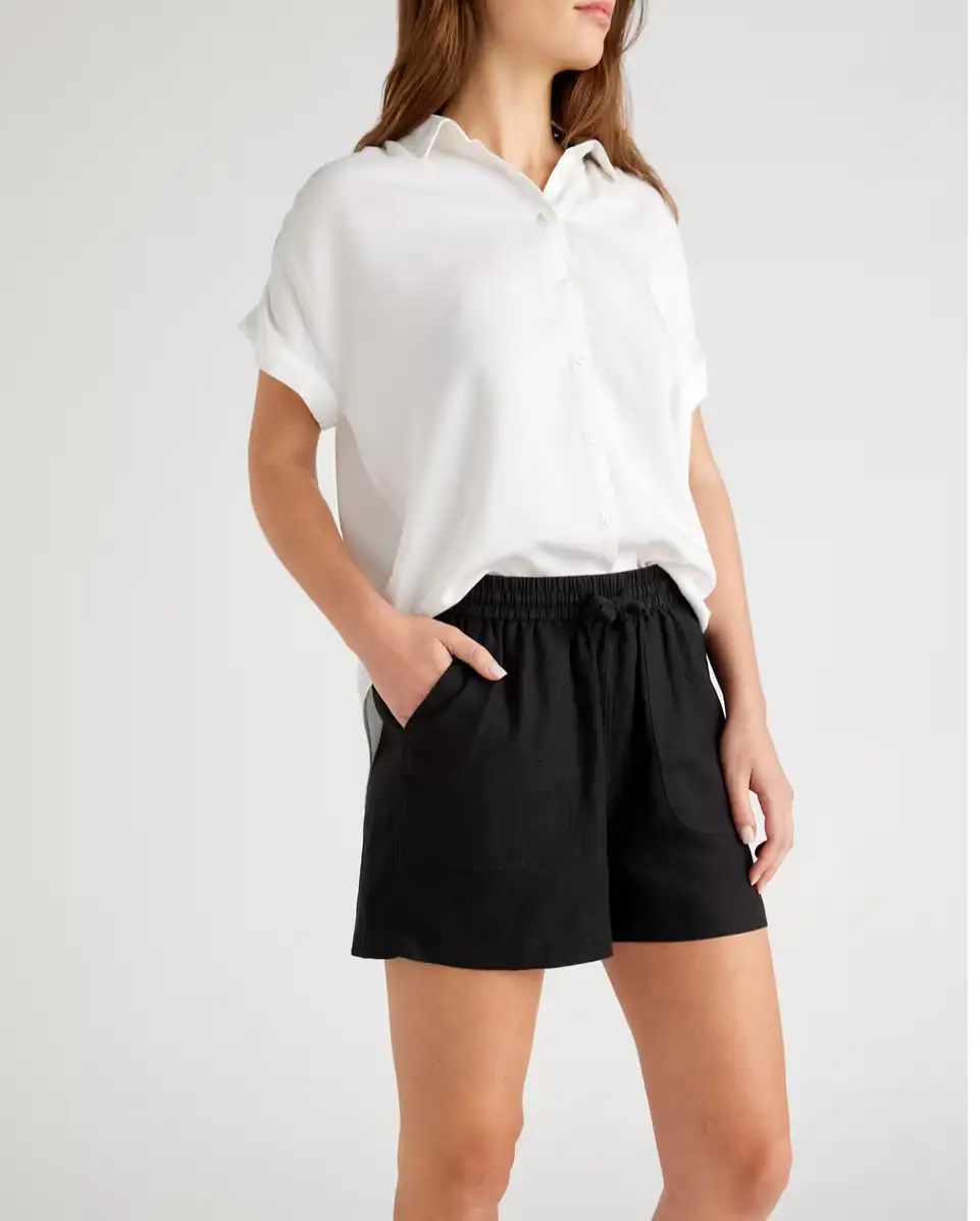 Customer image of 100% European Linen Shorts