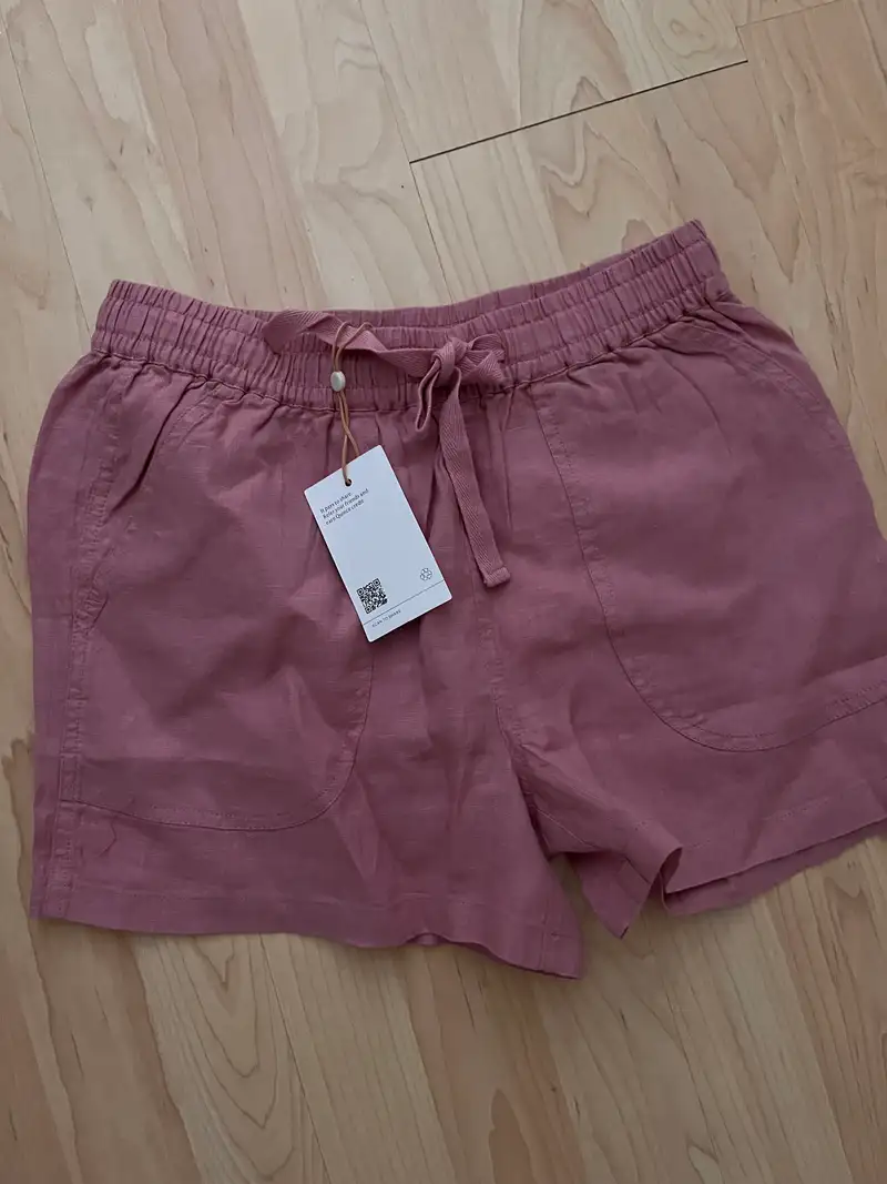 Customer image of 100% European Linen Shorts