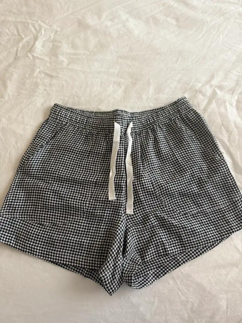 Customer image of 100% European Linen Shorts