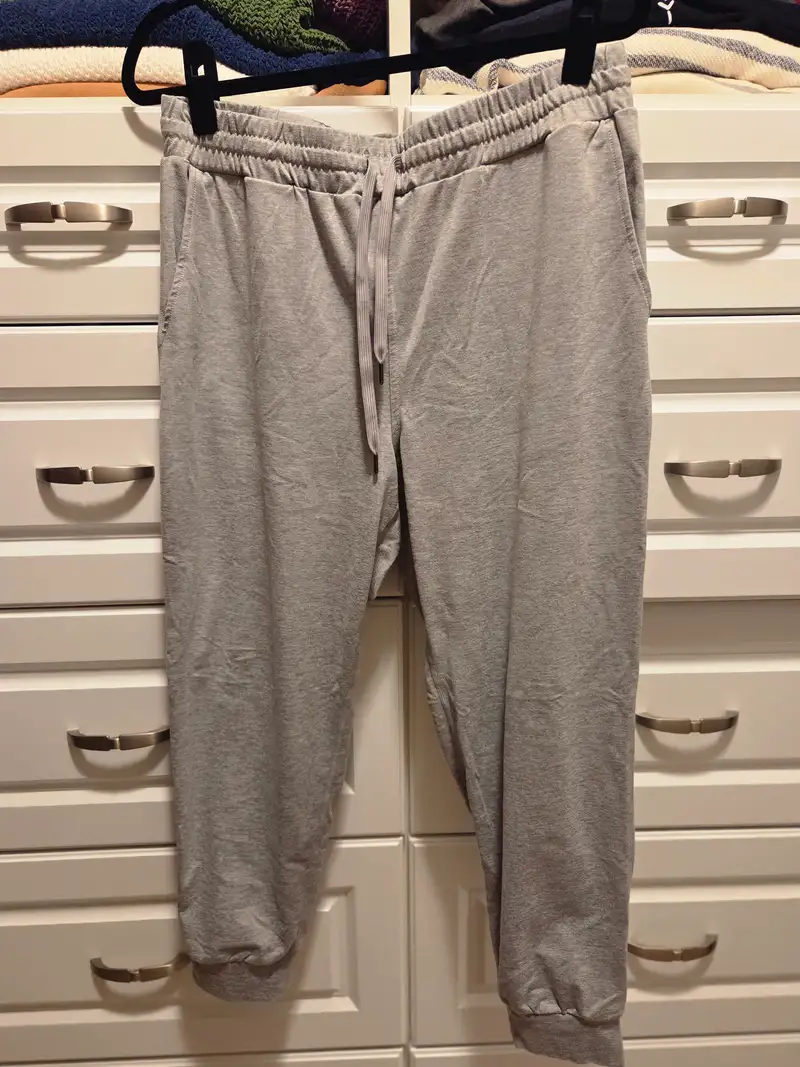 Customer image of Flowknit Mid-Rise Jogger