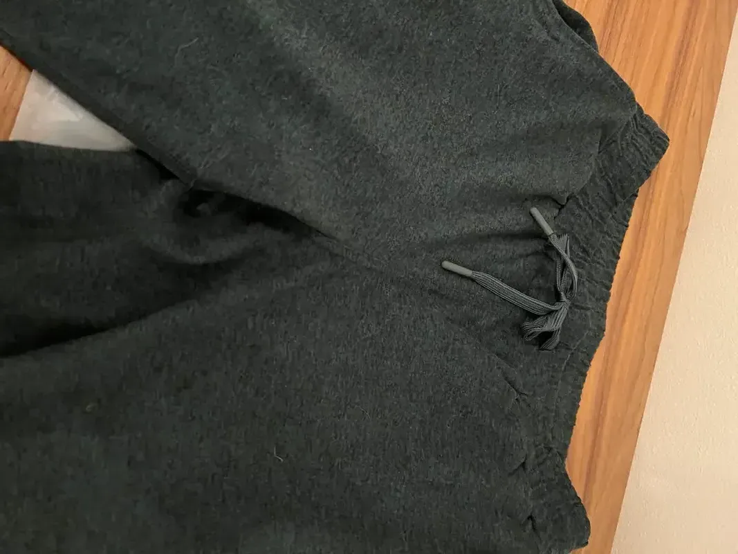 Customer image of Flowknit Mid-Rise Jogger