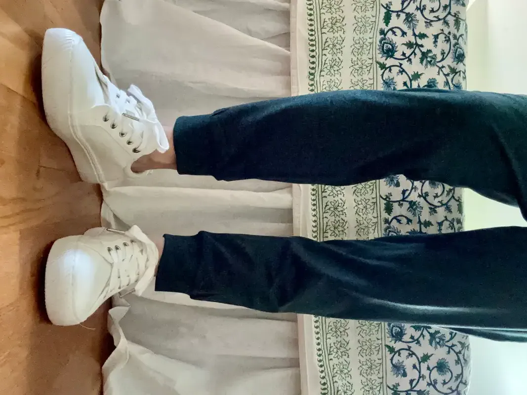 Customer image of Flowknit Mid-Rise Jogger