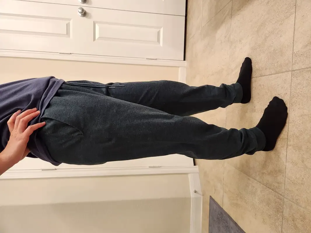 Customer image of Flowknit Mid-Rise Jogger