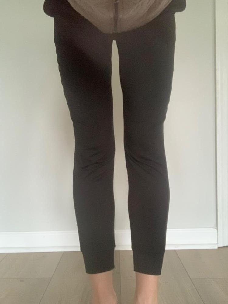 Customer image of Flowknit Mid-Rise Jogger