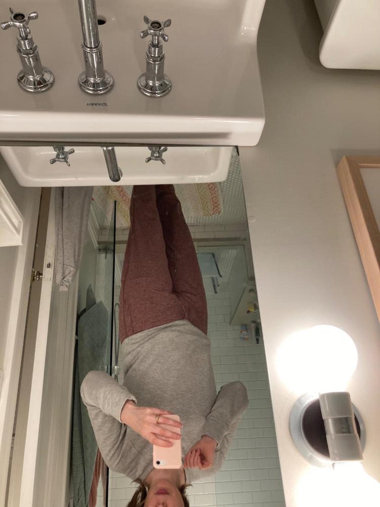 Customer image of Flowknit Mid-Rise Jogger