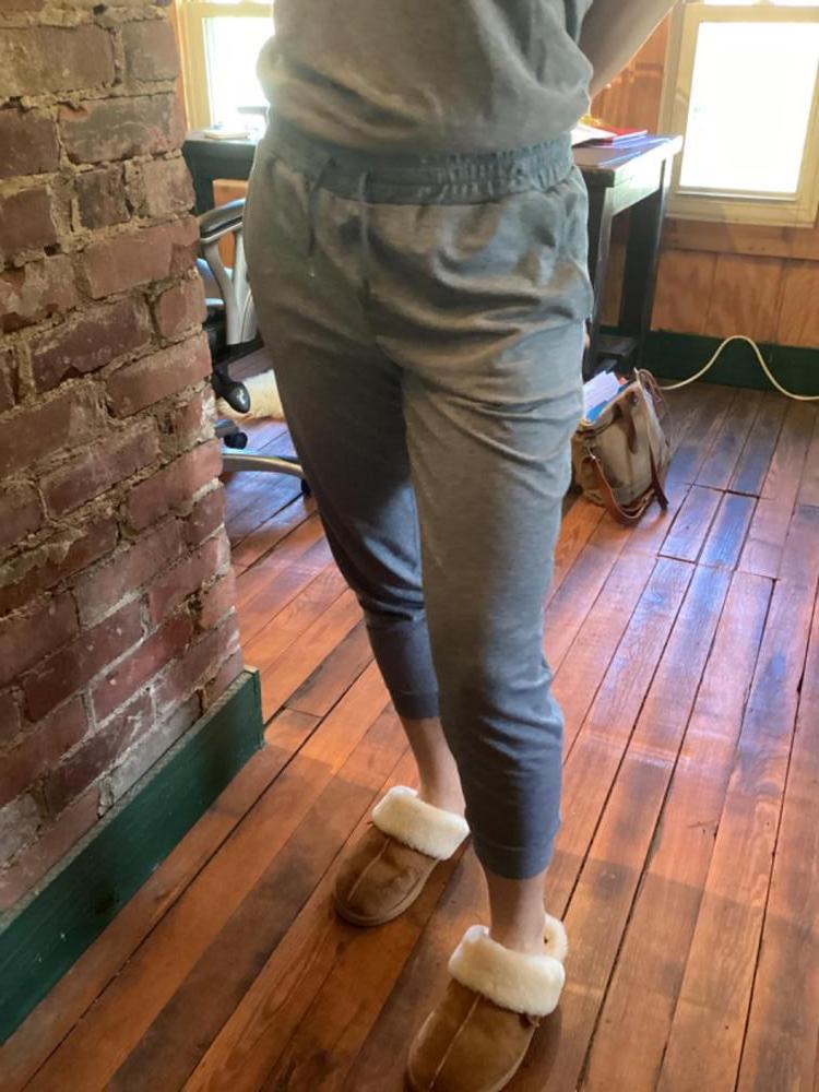 Customer image of Flowknit Mid-Rise Jogger