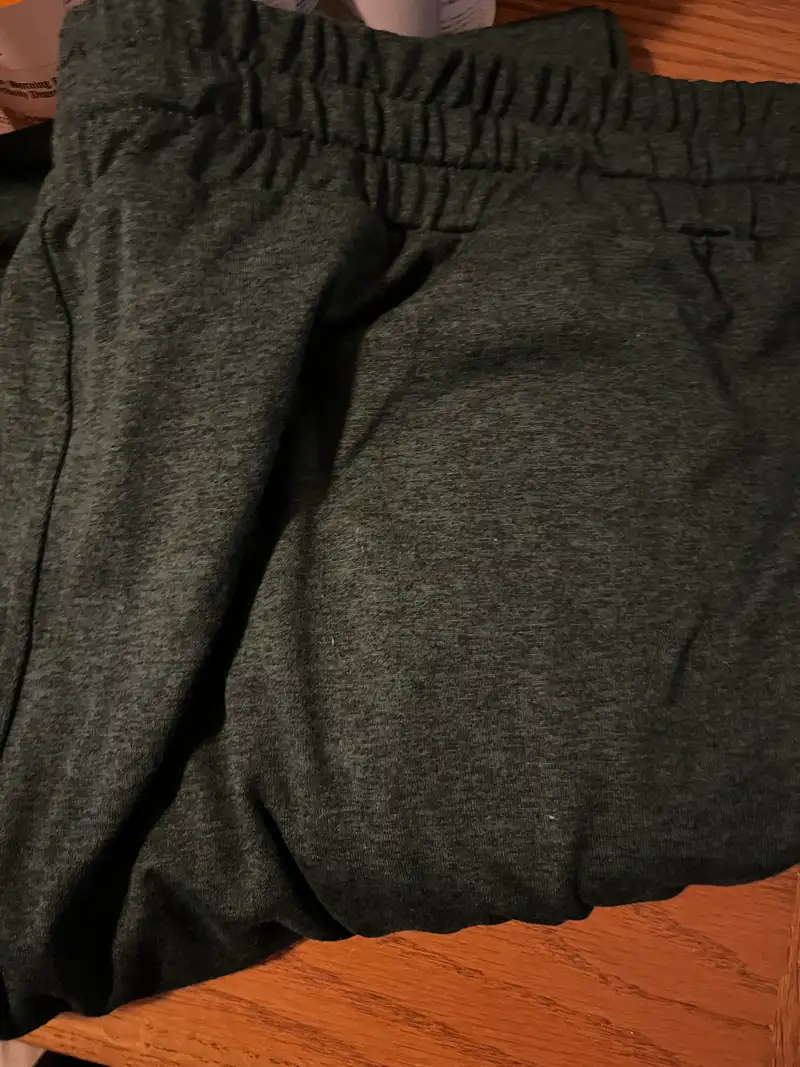 Customer image of Flowknit Mid-Rise Jogger