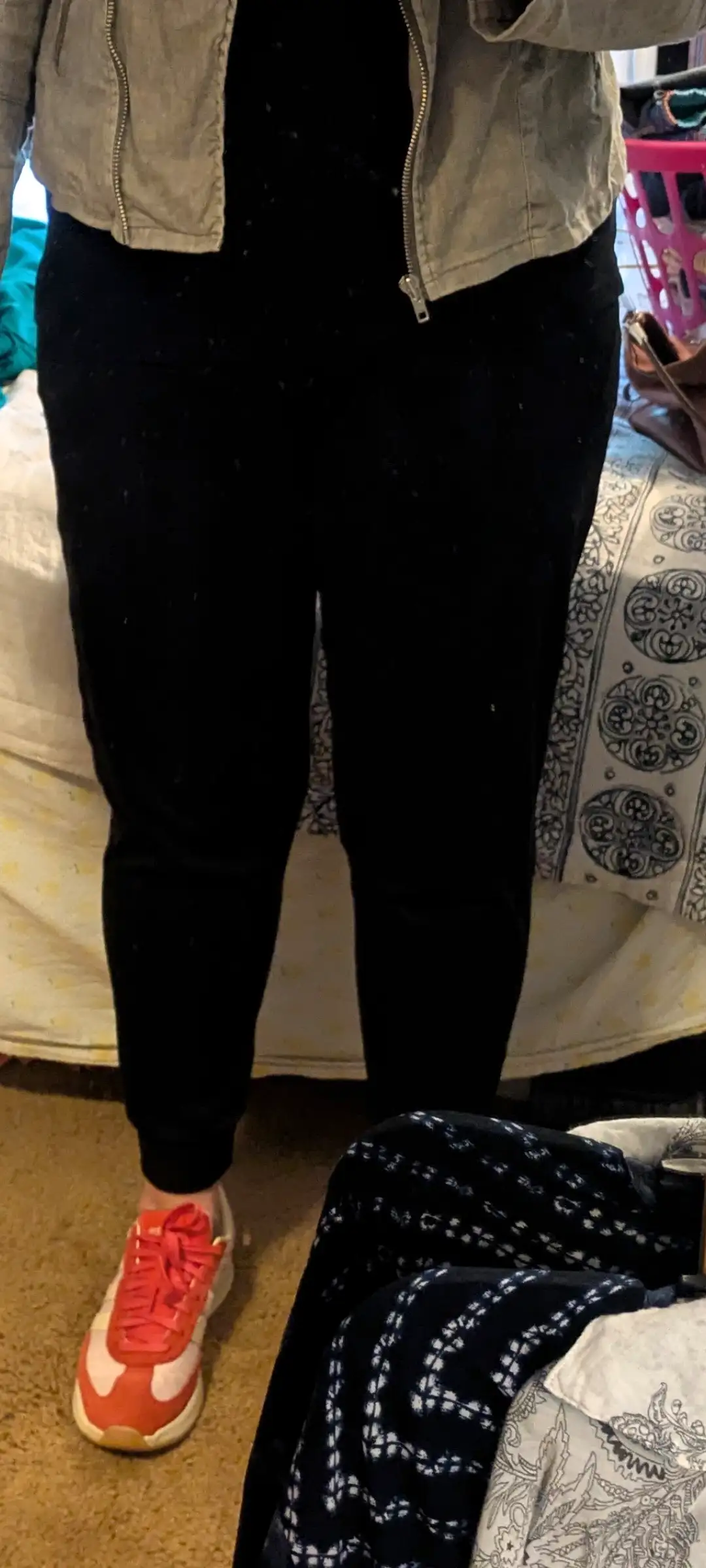 Customer image of Flowknit Mid-Rise Jogger