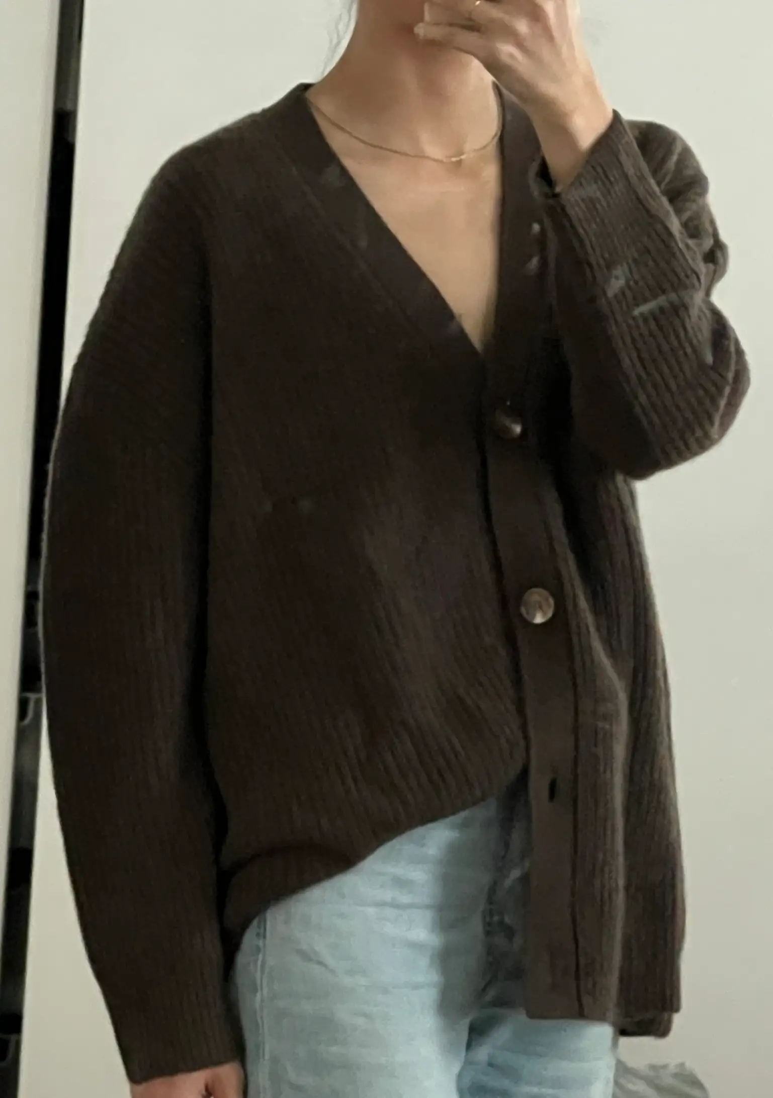 Customer image of Mongolian Spring Cashmere Oversized Boyfriend Cardigan Sweater