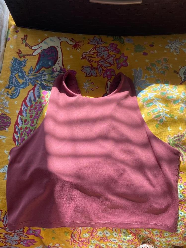 Customer image of Ultra-Soft High-Neck Cropped Tank