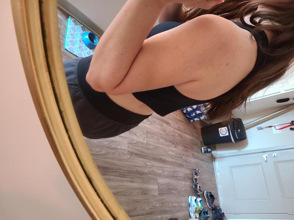 Customer image of Ultra-Soft High-Neck Cropped Tank