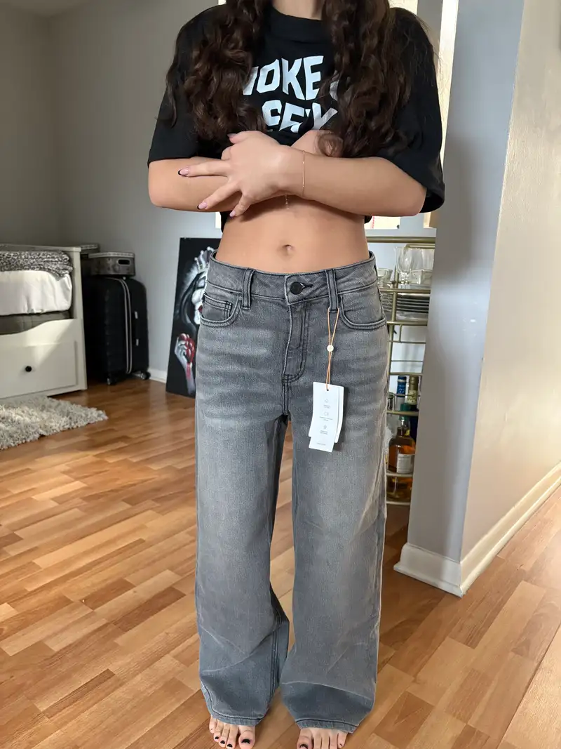 Stretch Patch Pocket Cropped Wide Leg Jeans