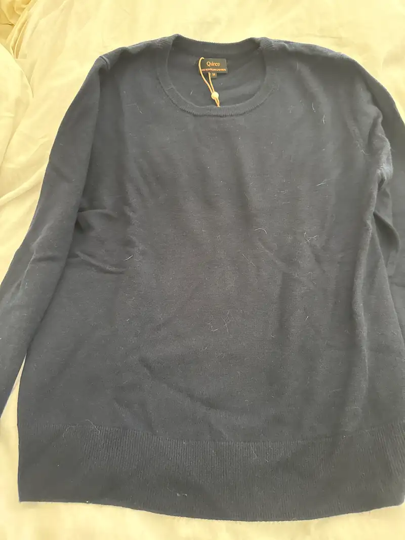 Nice lightweight sweater 