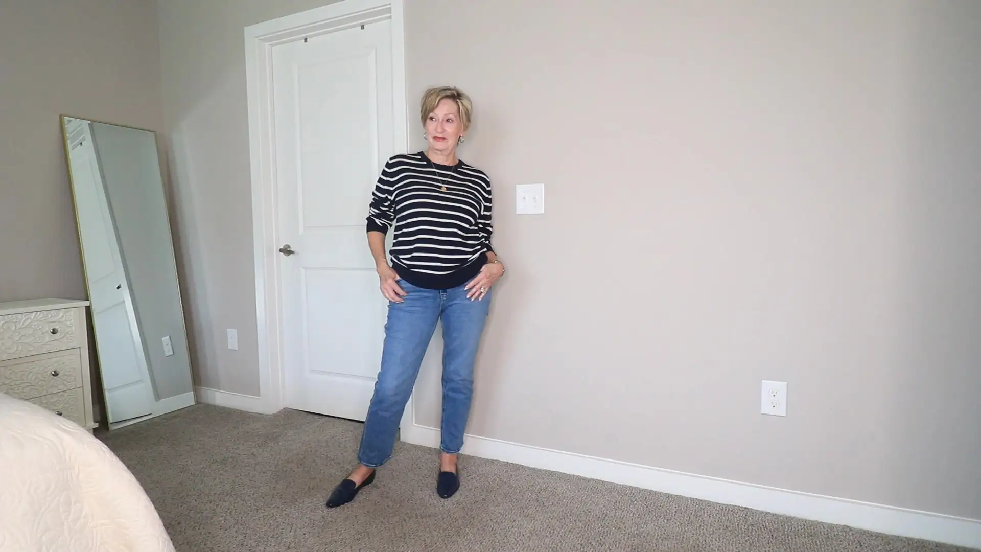 Customer image of Mongolian Cashmere Crewneck Sweater