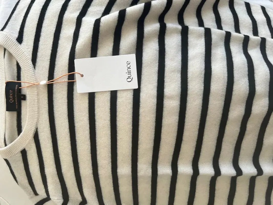 Customer image of Mongolian Cashmere Crewneck Sweater