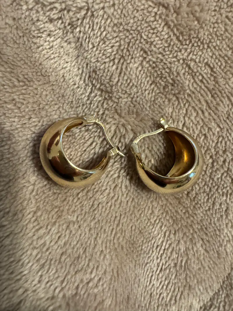 Customer image of Globe Boho Hoops